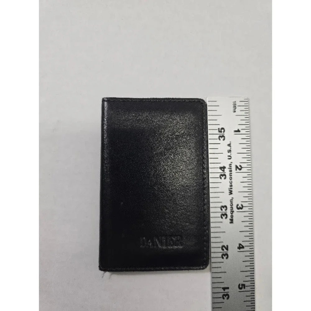 Danier Card Holder Mens  Black  Genuine Leather Slim Bifold Wallet